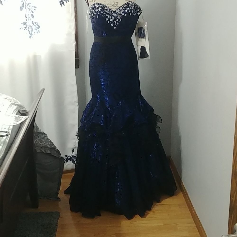 NWT Jasmine Mermaid Style Navy Sequined Strapless Prom Dress 2